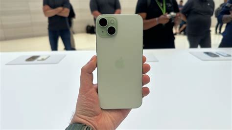 iphone15 グリーン、未来の色は緑か？